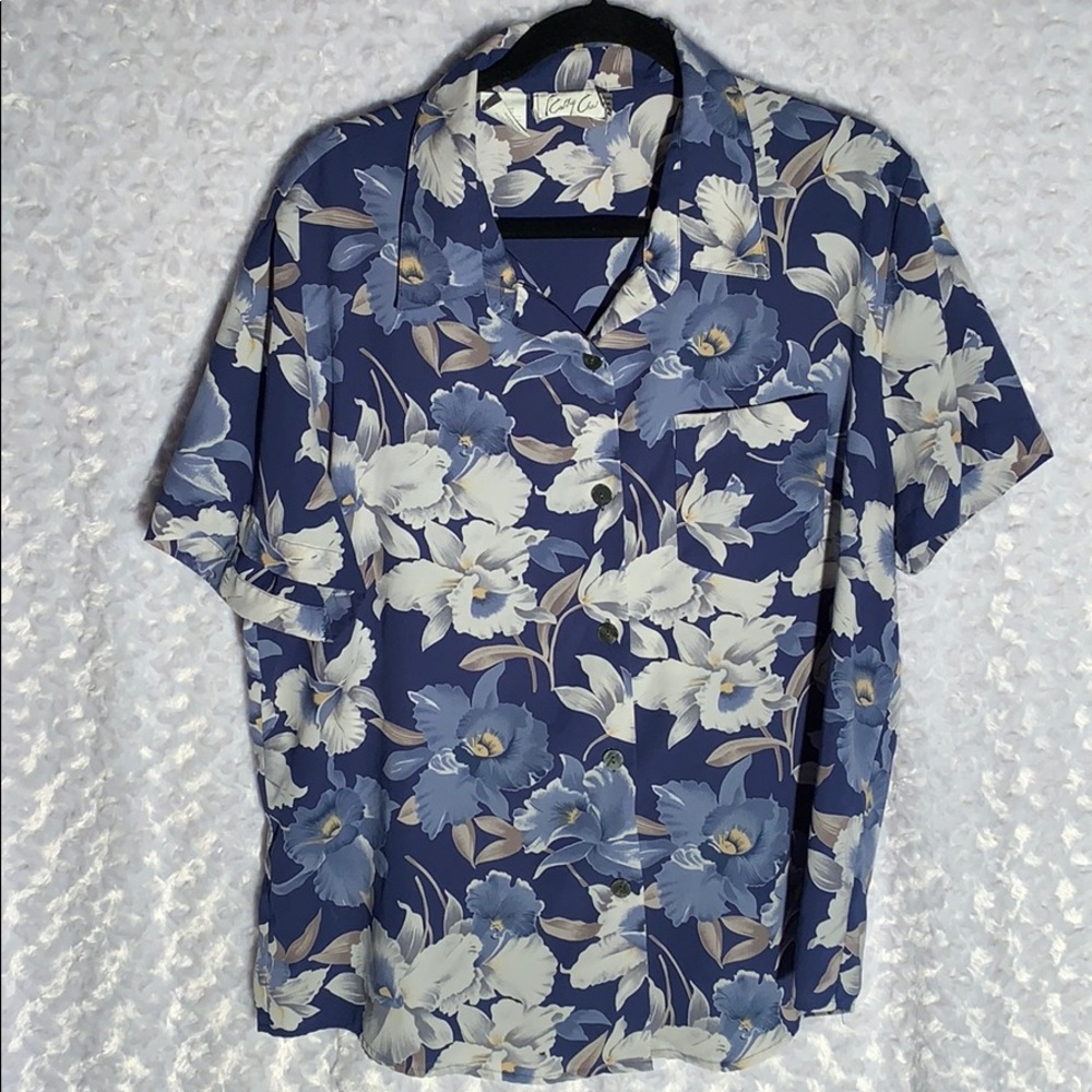 Silky flowery S/S blouse